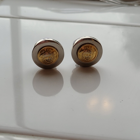 SOLD Versace clip on earrings - Picture 5 of 5